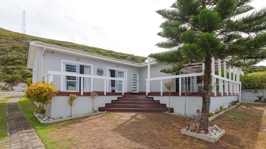 4 Bedroom Property for Sale in Agulhas Western Cape